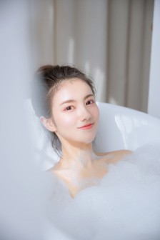 yin乱的新婚夜苏小洁